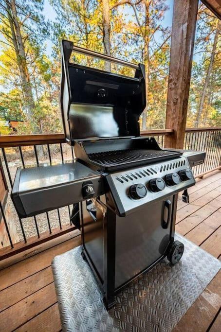 The Blaylock Cabin, 2 King, Hot Tub, Pet Friendly! Broken Bow Exterior photo